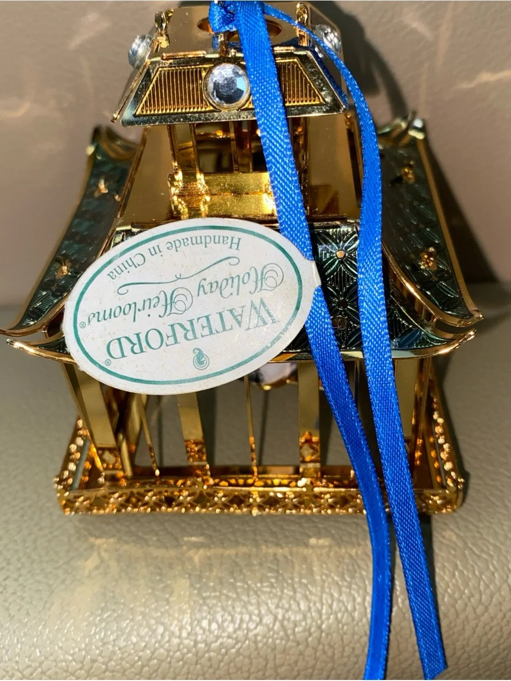 Waterford VTG 2004 Holiday Heirlooms Edwardian Pagoda Birdcage Bird Ornament
